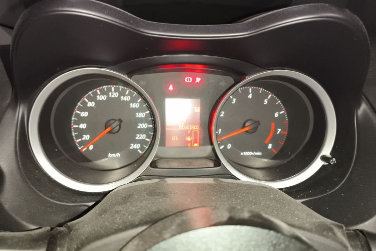 三菱 翼神 2012款 时尚版 1.8L 手动舒适型中控内饰14