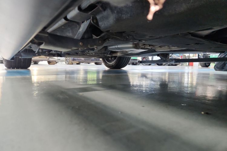 大众 途锐 2020款 3.0TSI 锐享版 国VI机舱底盘30