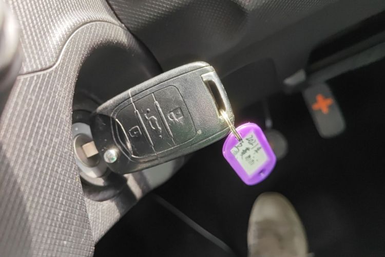 五菱汽车 宏光MINIEV 2020款 自在款 三元锂中控内饰11