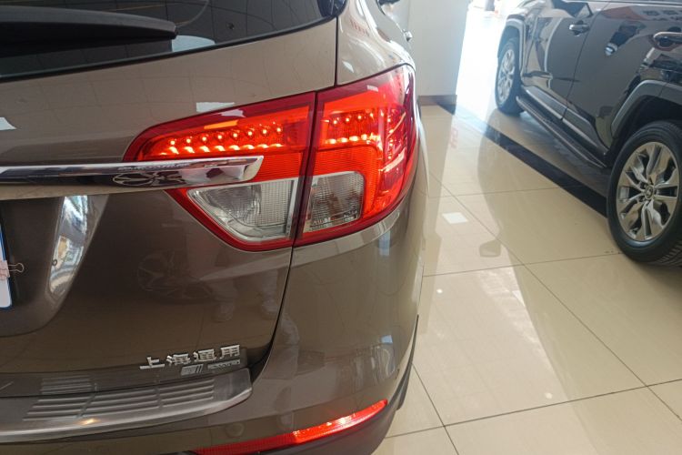 别克 昂科威 2016款 28T 四驱精英型车身外观6006