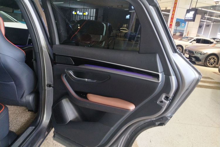 比亚迪 宋PLUS新能源 2021款 DM-i 100KM 四驱旗舰PLUS中控内饰7006