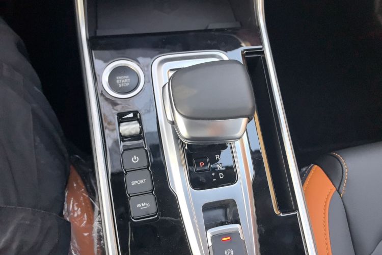 凯翼 炫界Pro 2021款 1.5T CVT劲尊版中控内饰18