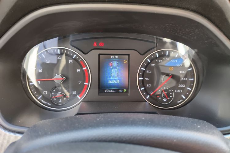 哈弗H6 2019款 运动版 1.5T 自动两驱精英型 国VI中控内饰14