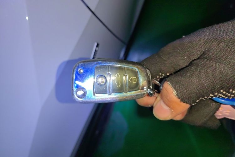 奥迪Q2L 2018款 35 TFSI 上市专享版 国VI中控内饰11