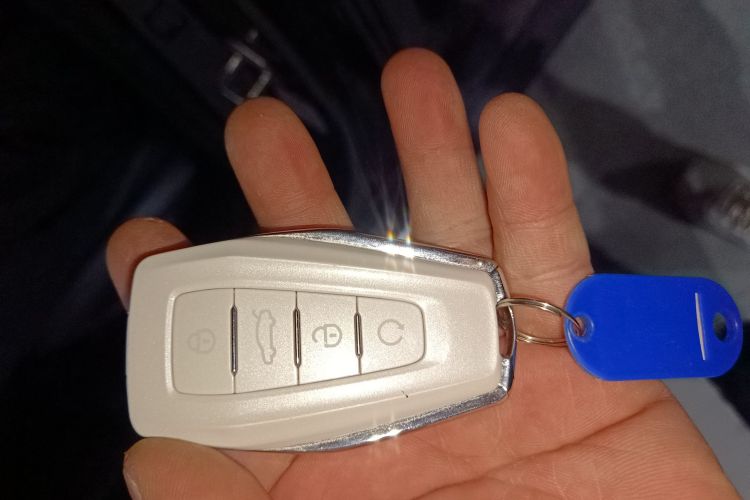 吉利汽车 星瑞 2025款 东方曜 2.0TD 望月版中控内饰7001