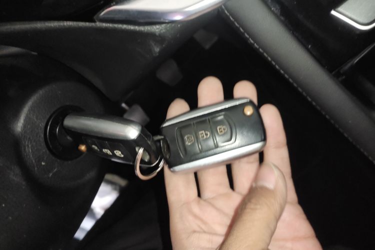 中国重汽VGV VGV U70 2020款 1.5T 手动舒适版 7座中控内饰7001