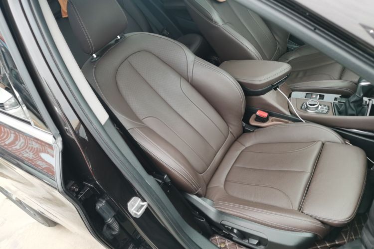 宝马X1 2016款 sDrive20Li 豪华型局部细节41