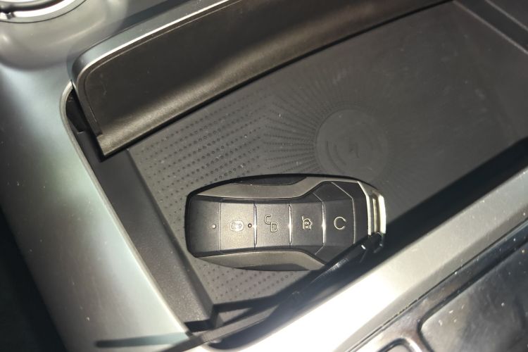 腾势X 2020款 PHEV旗舰版中控内饰11