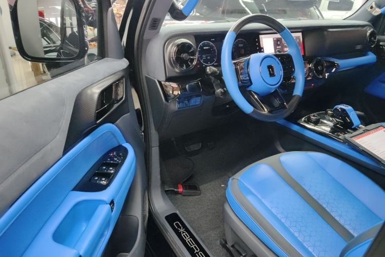 超境汽车 共创坦克300 2023款 2.0T 赛博骑士中控内饰20