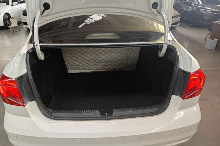 大众 捷达 2017款 1.4L 手动时尚型局部细节23