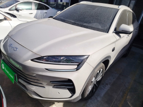 比亚迪 宋PLUS新能源 2025款 DM-i 智驾版 112KM 尊荣型