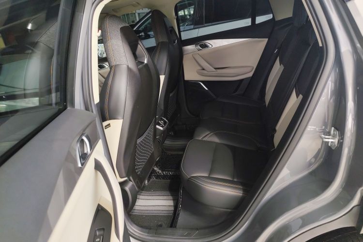 领克06 EM-P 2020款 PHEV Plus中控内饰21