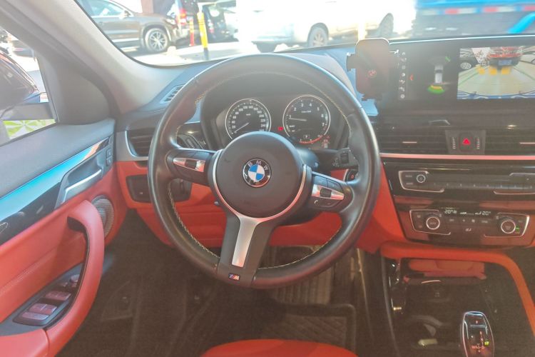 宝马X2 2023款 sDrive25i M运动曜夜版局部细节13