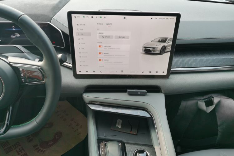 极氪001 2021款 超长续航单电机 WE版局部细节16