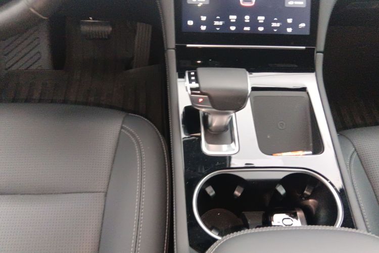 理想汽车 理想ONE 2021款 增程6座版中控内饰18