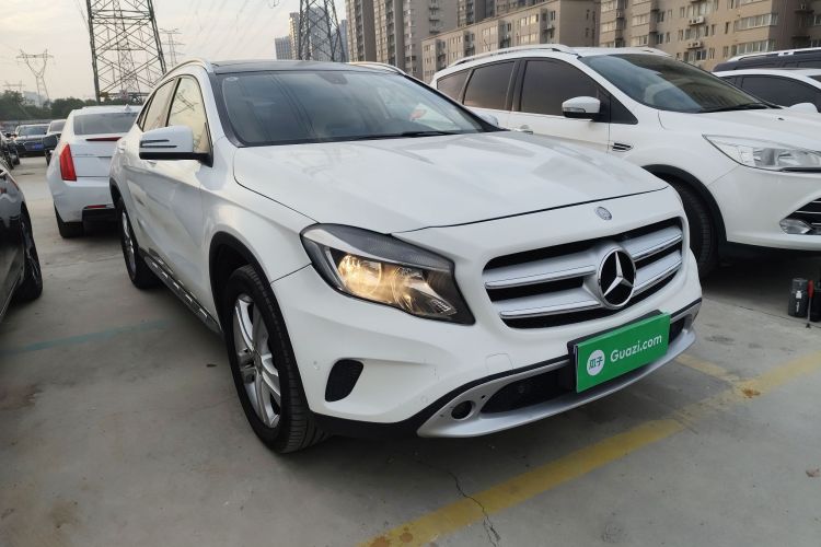 奔驰GLA 2015款 GLA 200 动感型车身外观3