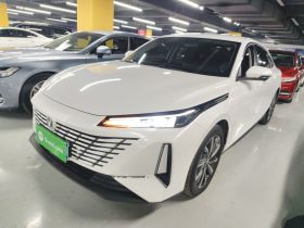 长安 逸动 2024款 1.5T GDI自动 尊贵型