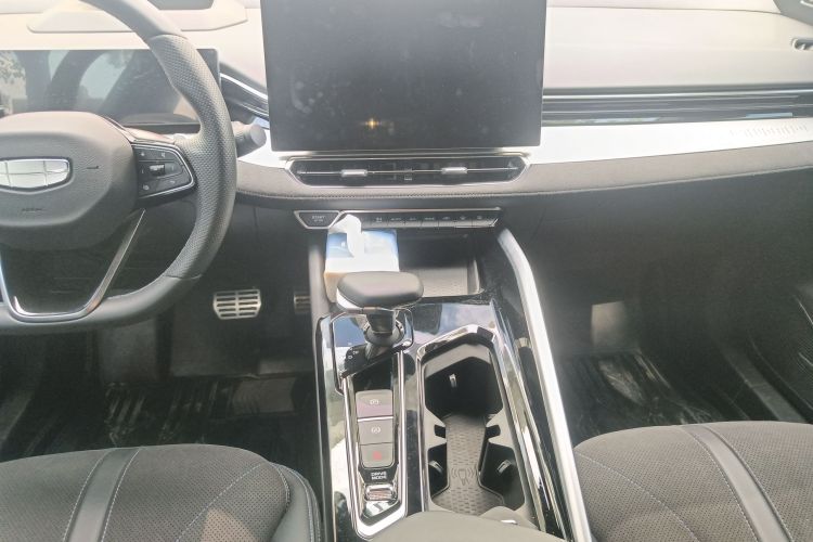 吉利汽车 星瑞 2025款 东方曜 2.0TD 望月版局部细节18