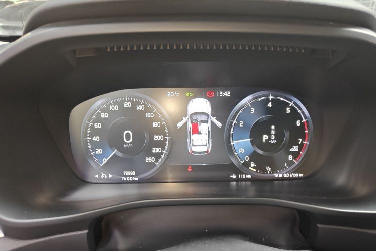 沃尔沃XC40 2020款 T3 智行时尚版中控内饰14