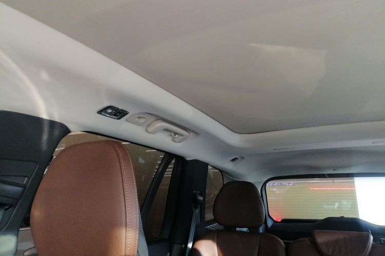 沃尔沃XC90 2019款 T5 智逸版 5座 国VI中控内饰22