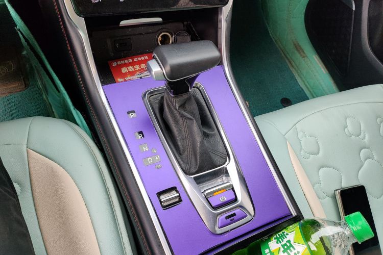 长安CS75 2021款 荣耀百万版 280T DCT领航型中控内饰18