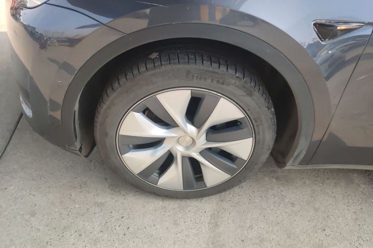 特斯拉 Model Y 2022款 改款 后轮驱动版车身外观6003