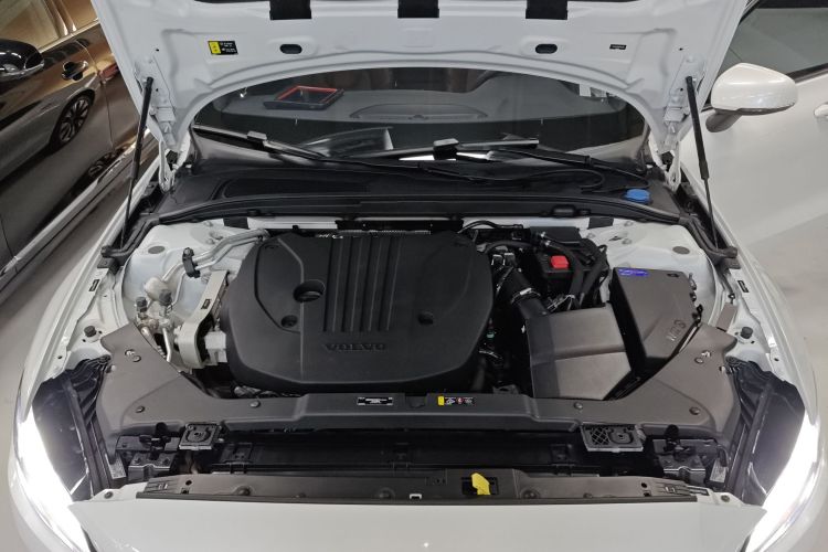 沃尔沃S60 2024款 B4 智远豪华版机舱底盘24