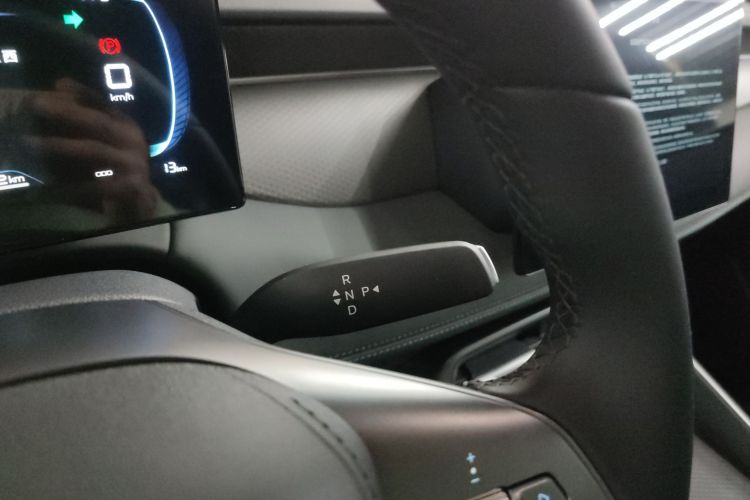 比亚迪 秦PLUS 2025款 DM-i 智驾版 128KM进取型中控内饰18