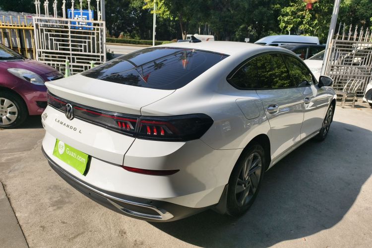 大众 2025款 凌渡L 280TSI DSG炫辣版车身外观7