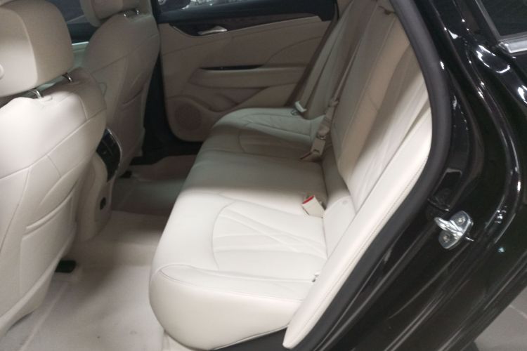 别克 君越 2022款 Avenir艾维亚 先享型中控内饰7004