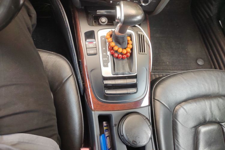 奥迪A4L 2015款 35 TFSI 自动舒适型局部细节18