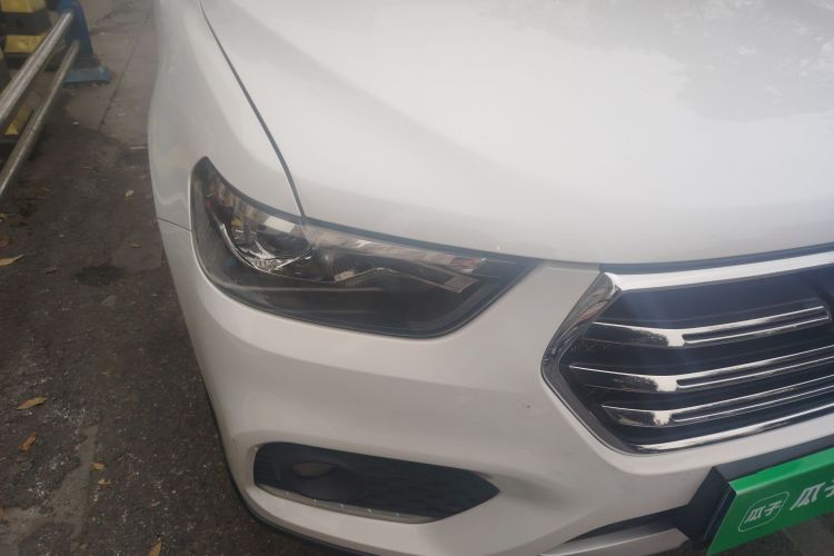 哈弗H6 2017款 蓝标 运动版 1.5T 手动两驱精英型车身外观6006