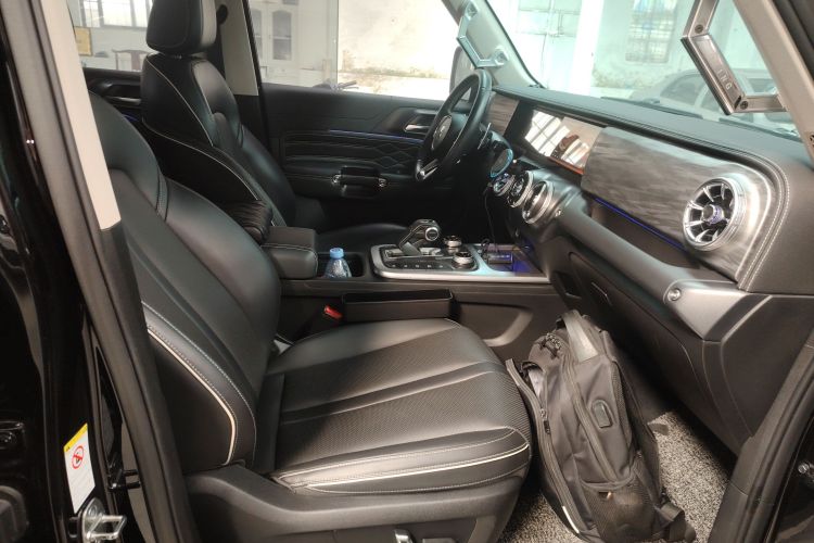 坦克300 2021款 越野版 2.0T 征服者局部细节41