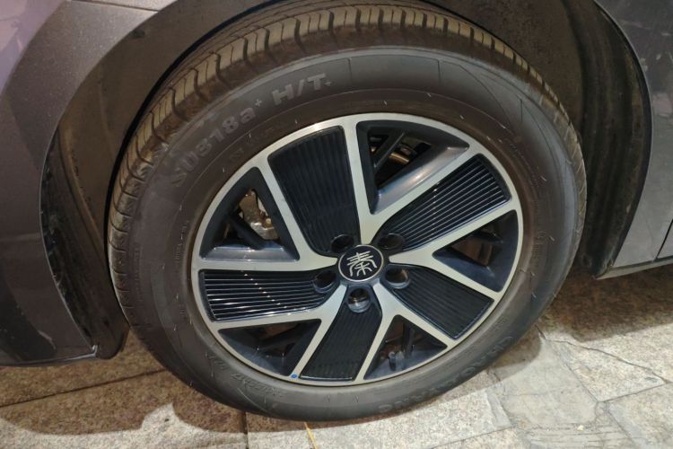 比亚迪 秦L 2024款 DM-i 120KM超越型车身外观6007