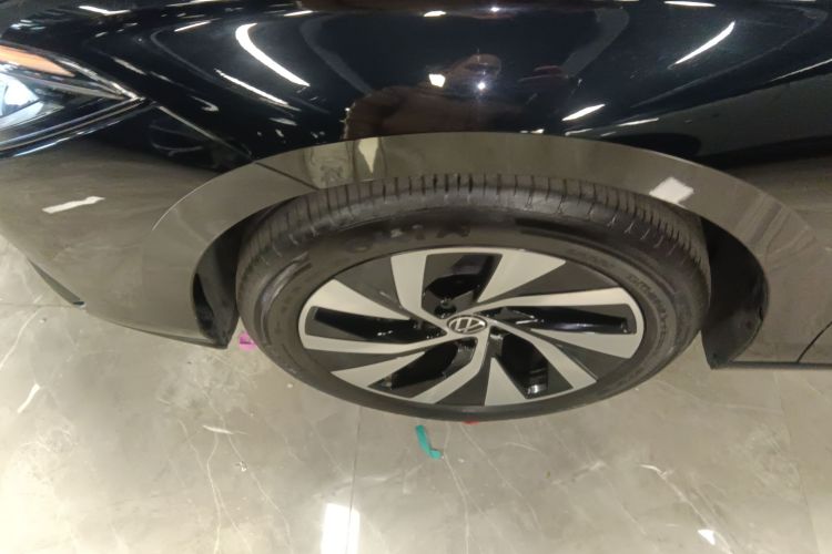 大众 帕萨特 2025款 Pro 380TSI 龙耀版车身外观6007