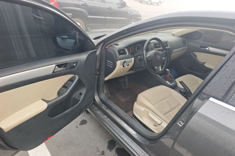 大众 速腾 2014款 改款 1.4TSI 自动豪华型中控内饰20