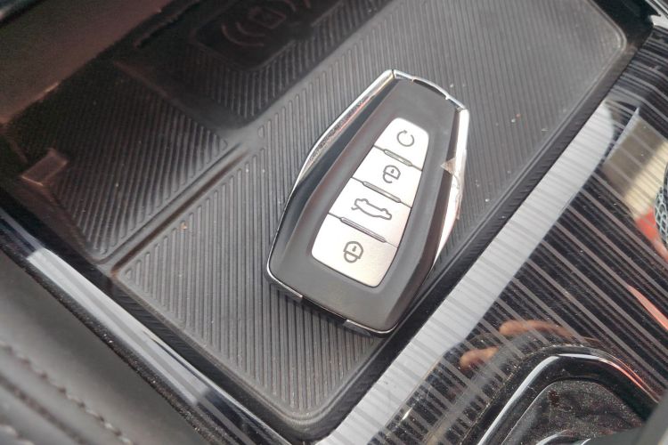 吉利汽车 星越L 2024款 2.0TD 高功自动两驱天际版中控内饰11