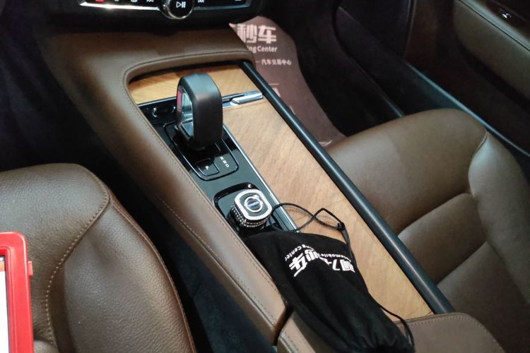 沃尔沃S90 2023款 B5 智逸豪华版局部细节18