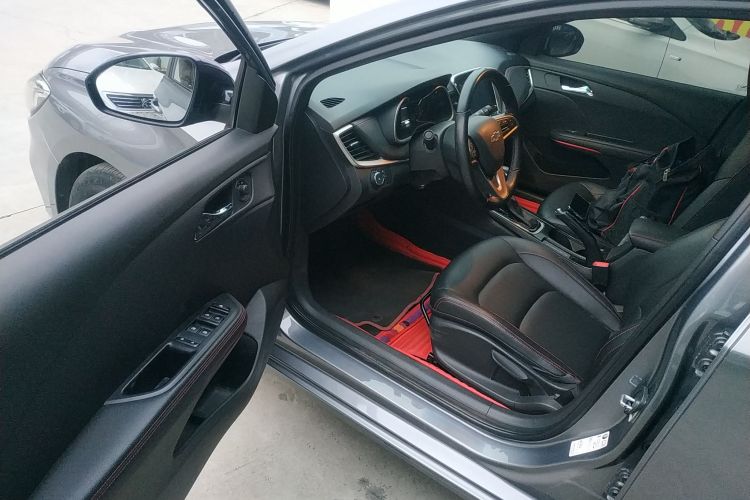 雪佛兰 科鲁泽 2020款 轻混 RS 330T 自动畅快版中控内饰7003