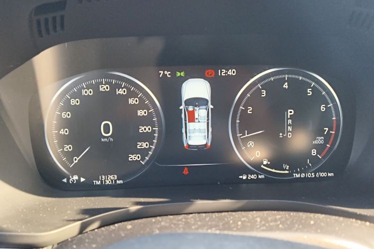 沃尔沃XC60 2019款 T5 四驱智远版 国V中控内饰14