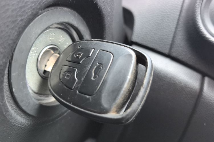 长安CS35 2016款 1.6L 手动豪华型 国IV中控内饰11