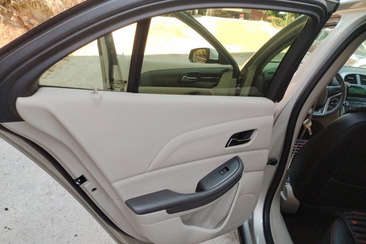 雪佛兰 迈锐宝 2014款 2.0L 自动舒适版中控内饰7008