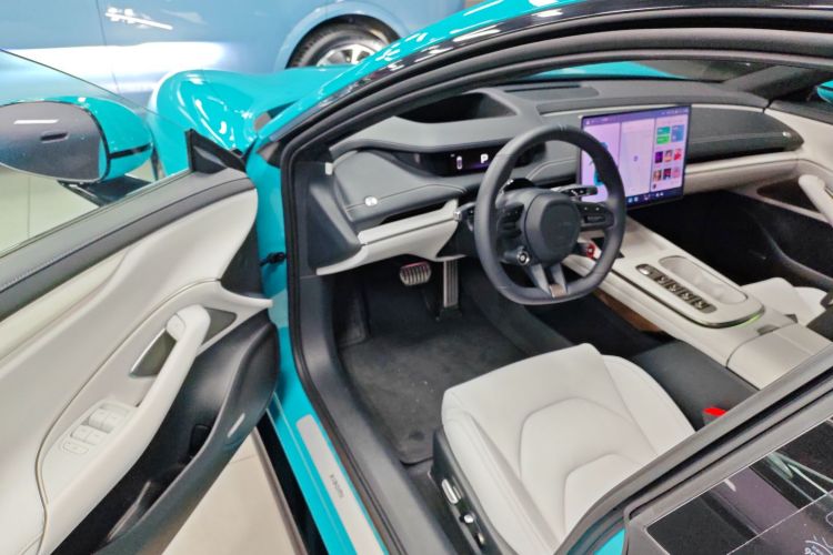 小米汽车 小米SU7 2024款 四驱超长续航高阶智驾Max版中控内饰7003