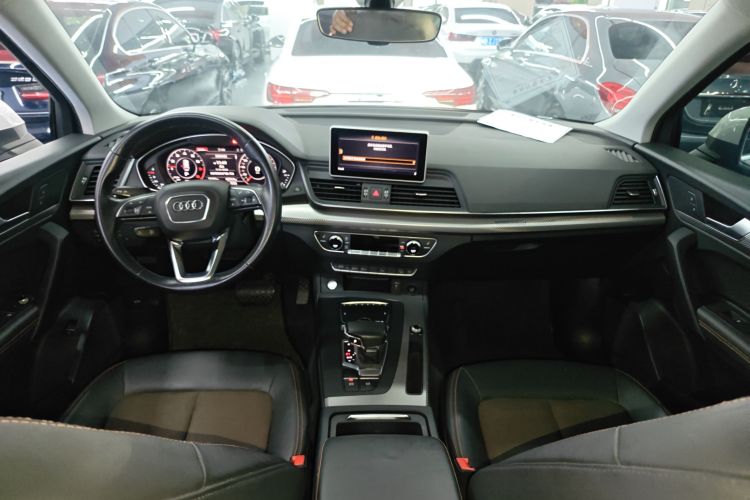 奥迪Q5L 2018款 45 TFSI 尊享时尚型 国VI中控内饰12
