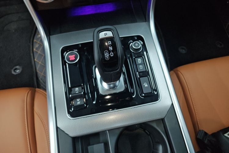 捷豹XEL 2024款 2.0T 250PS R-DYNAMIC S进取运动版局部细节18