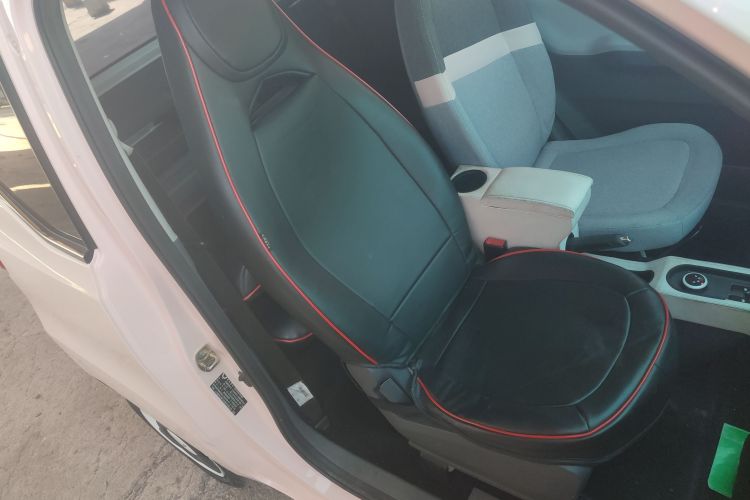 五菱汽车 宏光MINIEV 2021款 马卡龙时尚款 磷酸铁锂局部细节41