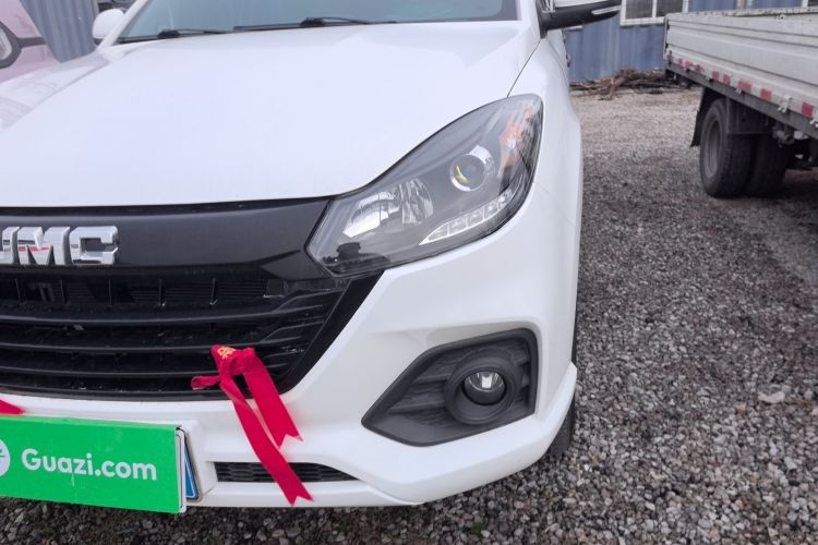 江铃 宝典 2020款 2.5T柴油两驱舒享版标轴JX4D25A6L局部细节36