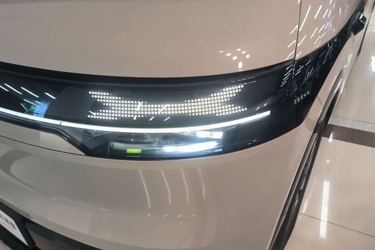 极氪MIX 2025款 长续航智驾版局部细节36