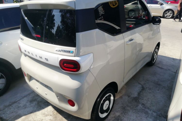 五菱汽车 宏光MINIEV 2024款 第三代 215km 青春版车身外观6005