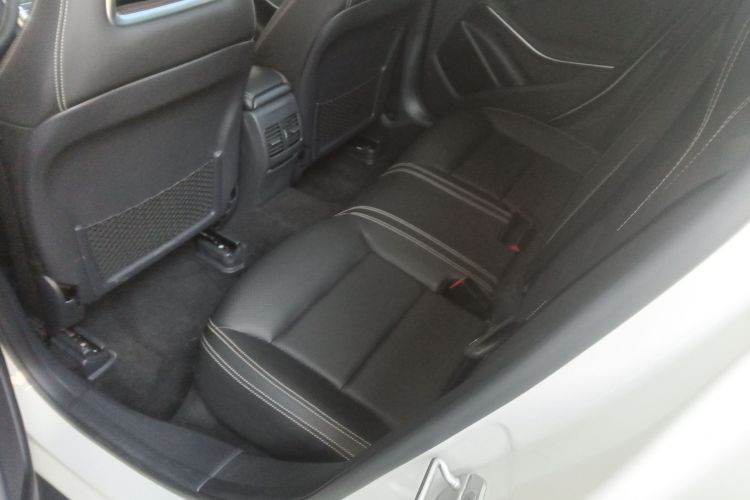 奔驰GLA 2016款 GLA 200 时尚型中控内饰21